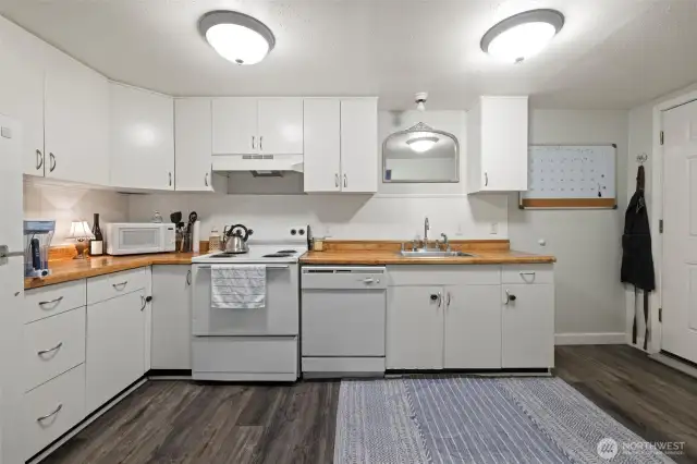 Apt 3 Kitchen