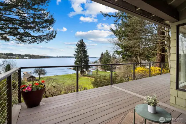 Enjoy rose colored sunrises and golden sunsets, right off your deck
