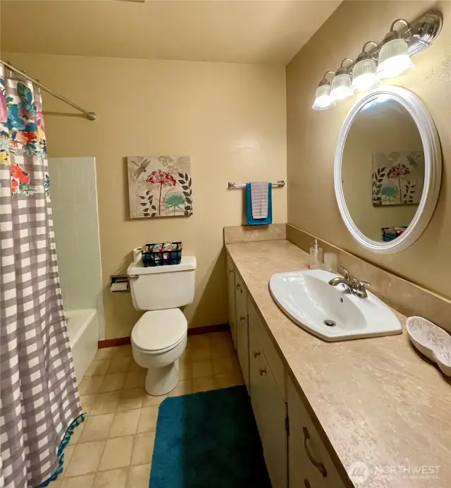 Full bathroom