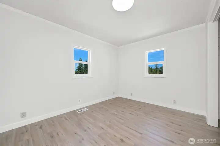upstairs bedroom #3