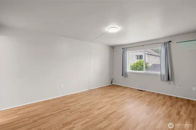 Spacious primary bedroom.