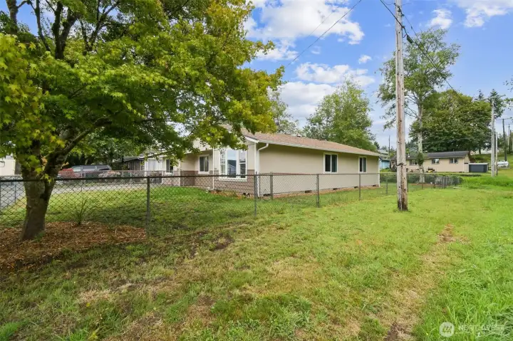 Fenced side yard