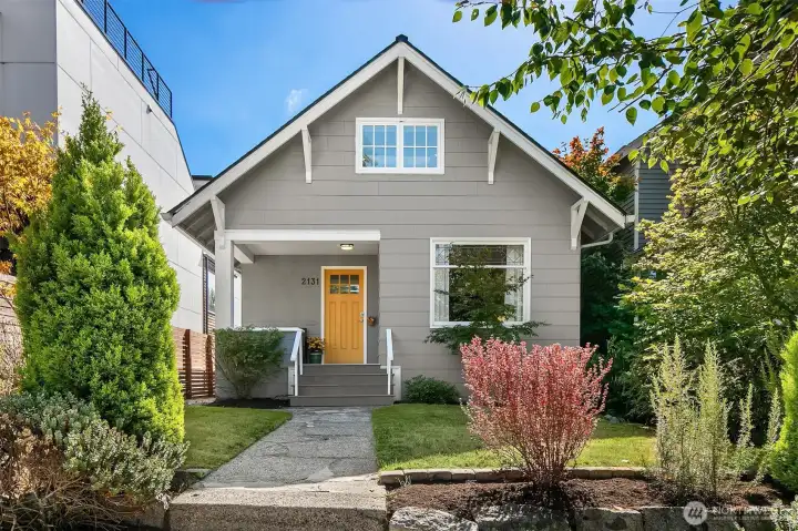 Curb appeal in spades!