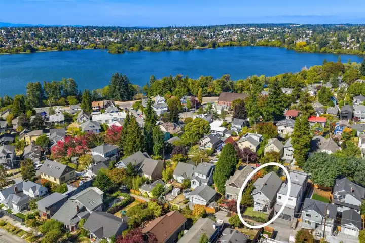 Just two blocks to Green Lake. PRIME location!