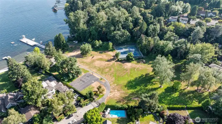 Windermere Beach Club - Tennis Courts