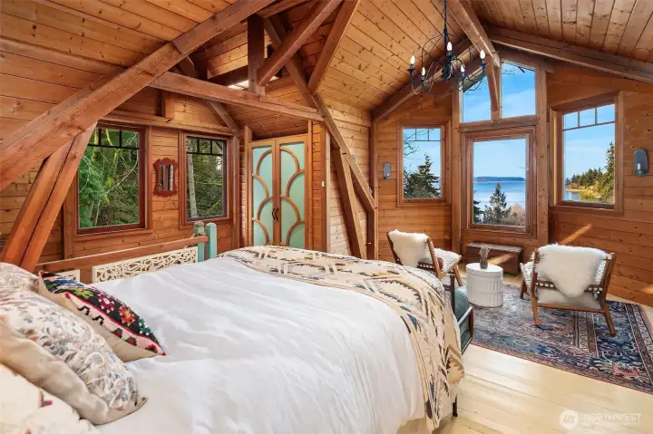 What a spectacular place to wake up. This space is even more magical in person.