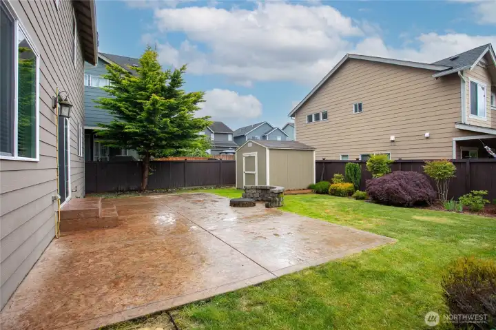 Enjoy the backyard with its beautiful landscaping Enjoy the backyard with its beautiful landscaping