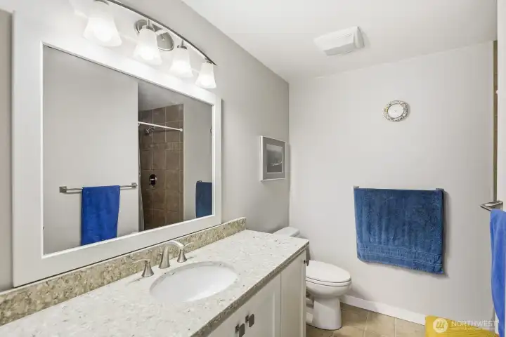 En Suite Bath En Suite Bath