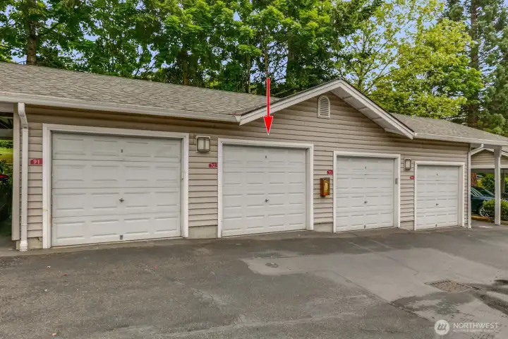One garage bay for the unit. One garage bay for the unit.