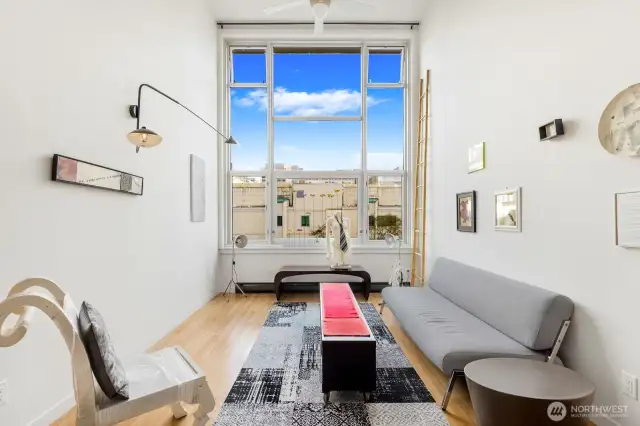 So much natural light!