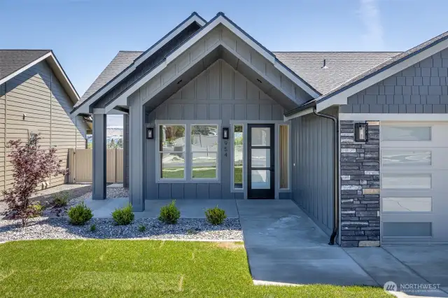 Rambler Daylight Basement Home  - 2893 Sq Ft