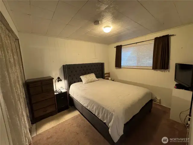 Bedroom #1