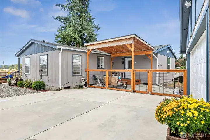 One of  the best features- Covered Patio!