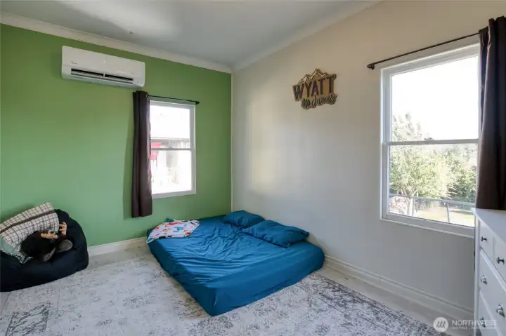 Bedroom #3, cont