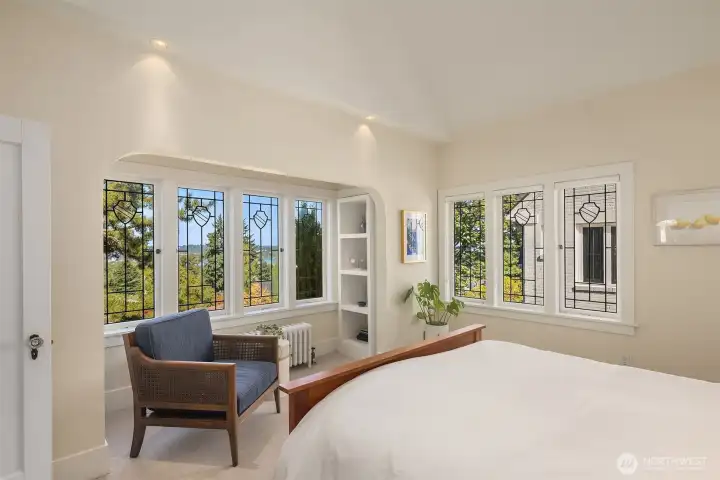 ake in stunning vistas around the clock, whether by daylight or under the evening sky.