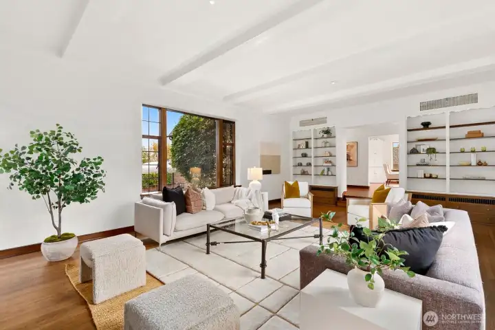 Well proportioned Living Room