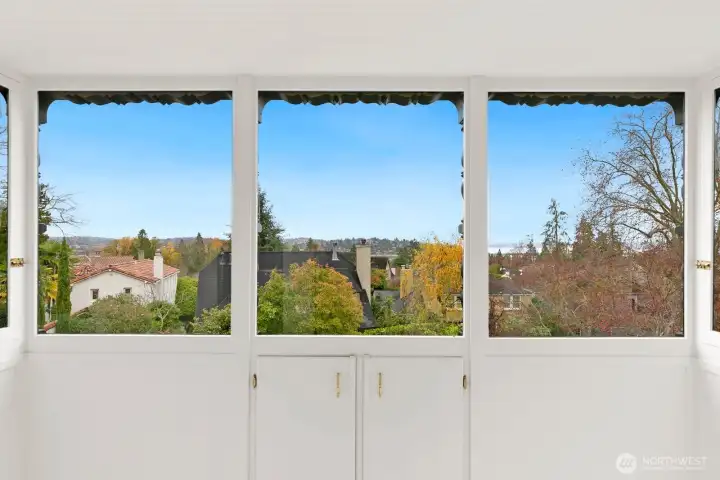 Juliet balcony with lake and mountain views!