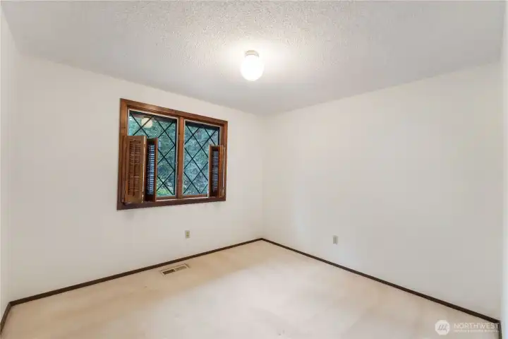 Unstaged 2nd Bedroom