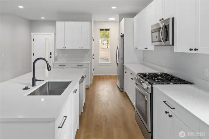 Photos, plans and elevations may be examples representing the community, community  amenities, homes or artist’s renderings that may not accurately represent the actual  condition of a homesite or home as constructed, and may also contain options and  upgrades which are not included in the sale. Trailside Homes reserves the right to make  changes to floor plans, specifications, dimensions, design and elevations without prior  notice. Stated dimensions and square footage, if applicable, are estimated and should  not be used as representations of the home’s actual size