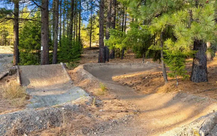 Photos, plans and elevations may be examples representing the community, community  amenities, homes or artist’s renderings that may not accurately represent the actual  condition of a homesite or home as constructed, and may also contain options and  upgrades which are not included in the sale. Trailside Homes reserves the right to make  changes to floor plans, specifications, dimensions, design and elevations without prior  notice. Stated dimensions and square footage, if applicable, are estimated and should  not be used as representations of the home’s actual size