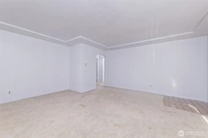 Living Room doorway to kitchen and bedrooms