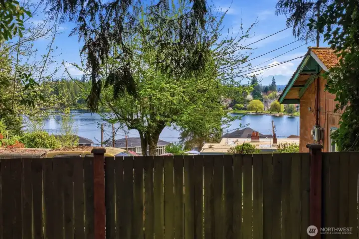 Views of Martha Lake & the Cascade Mountains.