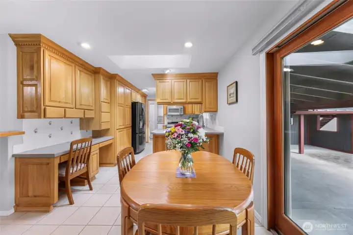 Adorned with an extra office nook in the kitchen, a multitaskers dream!