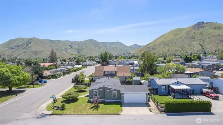 This home really takes advantage of the corner lot!
