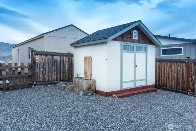 Storage shed