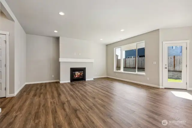 This is a presale home. Photos of the same floorplan in the community. Colors and features will vary.