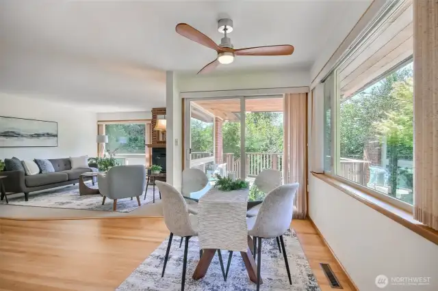 Dining Room is open to Living Room