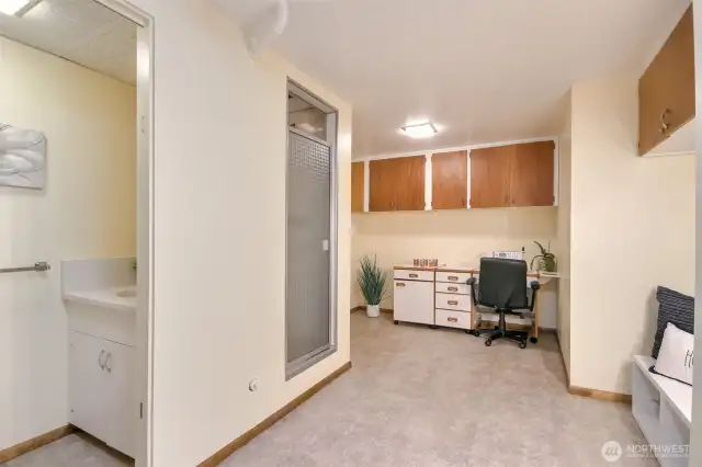 Multi-purpose space with 3/4 bathroom