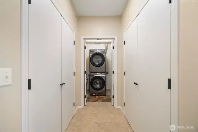 Washer/Dryer 2 years old