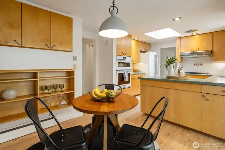 Enjoy breakfast at the eat-in kitchen.