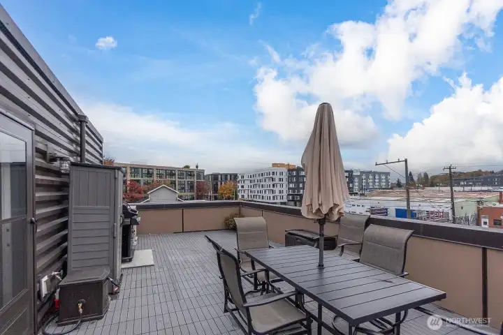 Almost the whole size of townhouse.  Huge selling feature.