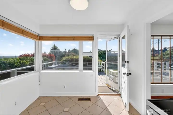 Breakfast Nook with sweeping views