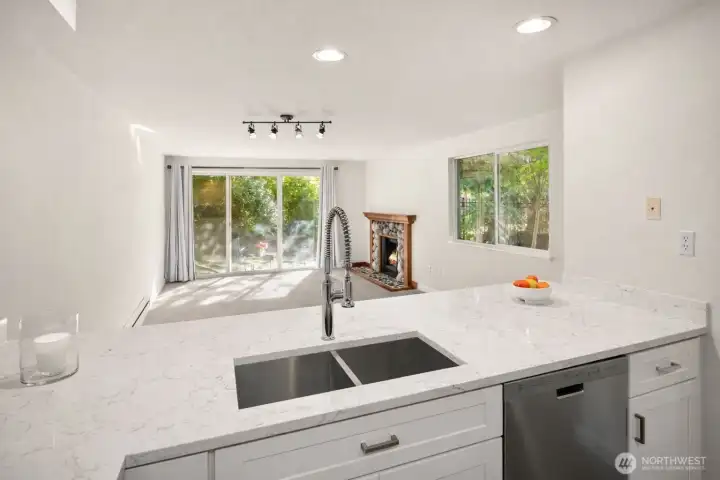 Lots of big windows, with NO-ONE Peering in!