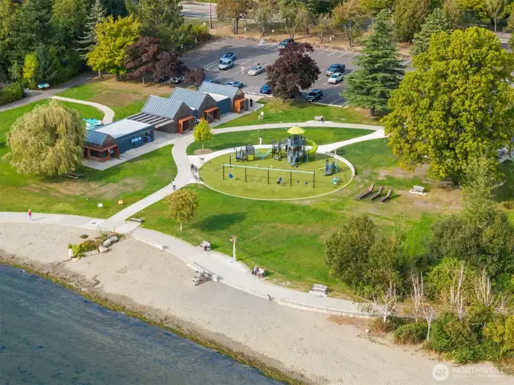 Lots of pathways for jogging, biking or just plain relaxing.