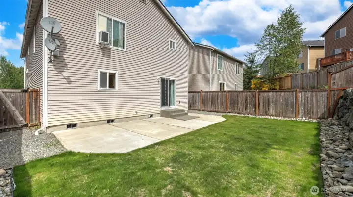 Enjoy privacy in this fully fenced backyard—perfect for kids, pets, and outdoor gatherings in a secure and spacious area