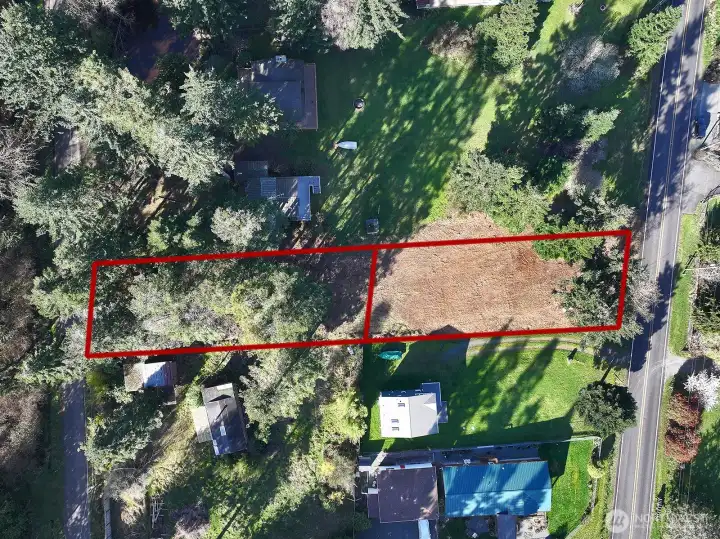 Adjacent double lot at Baby Island is sandwiched between Saratoga Rd and Salmonberry Rd in Langley!