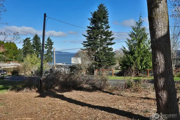 There are view windows to be enjoyed facing North and East!