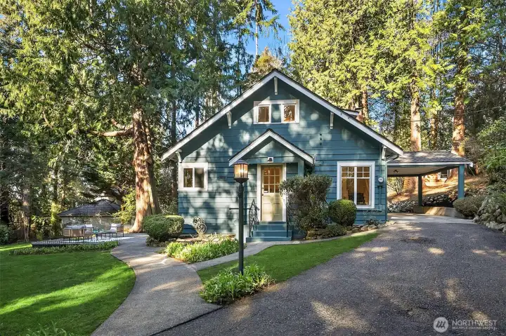 Second entrance to the home off the main driveway
