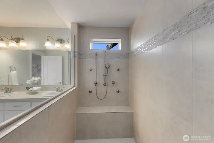 Immaculately maintained Spa inspired shower