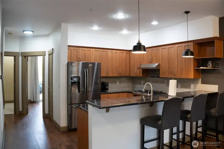 Kitchen with bar counter
