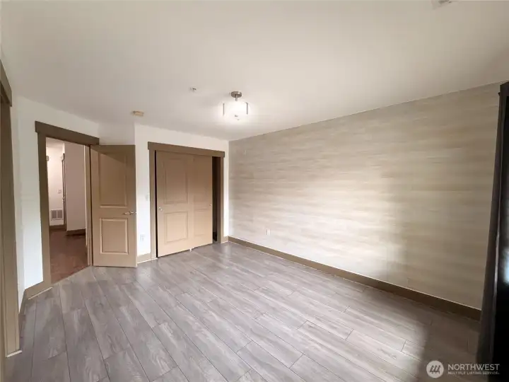 Walk in closet