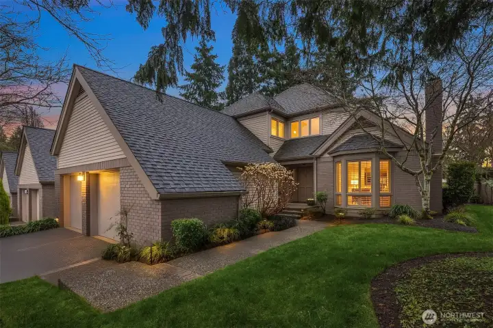 Welcome to Devonshire, a serene gated community just minutes from downtown Bellevue.