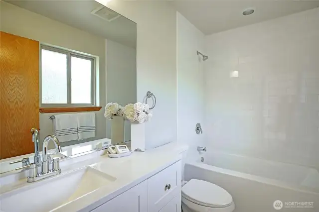 Primary Ensuite Bathroom