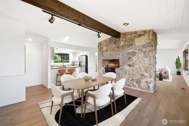 Virtual Staged Dining Area