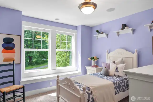 2nd bedroom with window seat