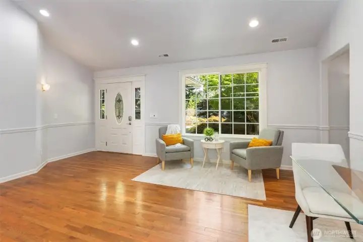 Front room, so many possiblities
